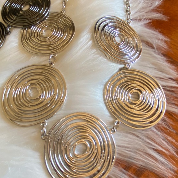 Everything must go sale - Picture 10 of 12